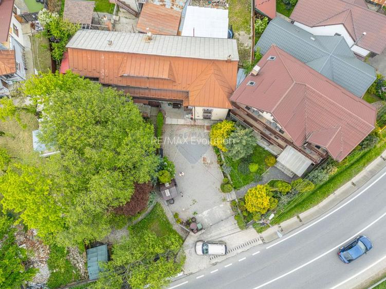 Proprietate deosebită de vânzare în Bușteni - Pensiune + Duplex - 26