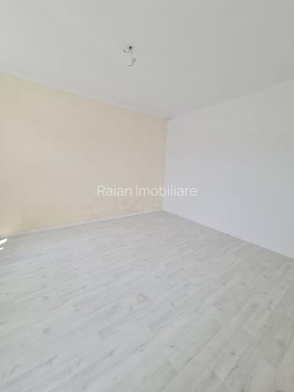 Vanzare casa regim parter, in Galati, langa Spitalul CFR, sup. teren 170mp - 9