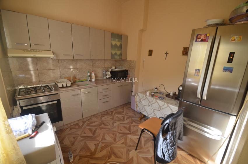 Apartament cu 2 camere amenajat si mobilat - 5