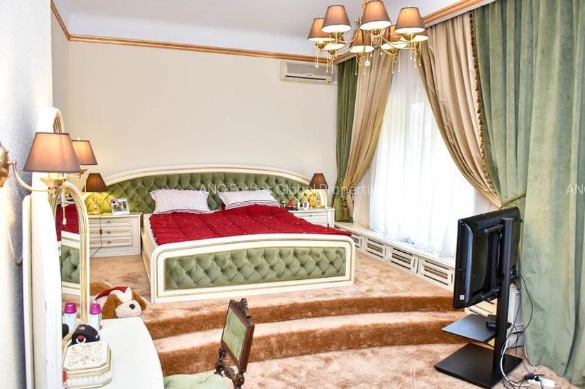 Casă / Vilă ROSETTI - 5