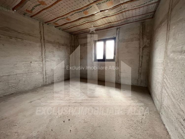 Casa individuala | Semifinisata | 105 mp | 500 mp teren | Sard - 4