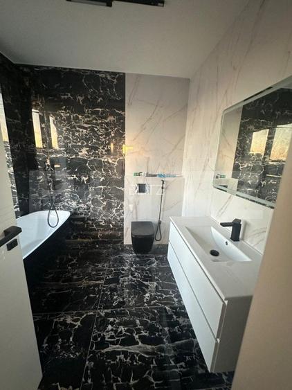 Comision 0%: Penthouse Exceptional 4 camere 253,20 mp zona Decebal  - 12