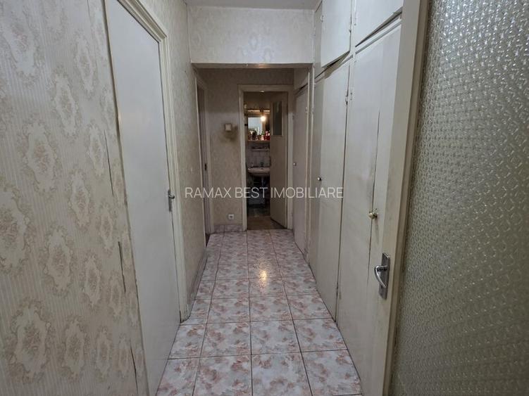 Piata Muncii, 5 minute metrou, chiar pe Basarabia, stradal, vedere spate - 17