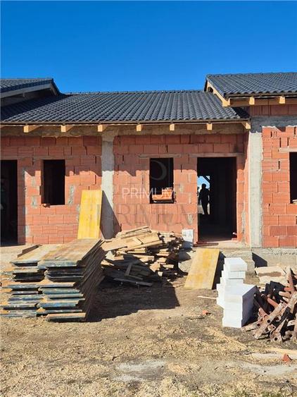 Duplex pe parter - zona buna - posibilitate alegere finisaje - bucatarie inchisa - 13