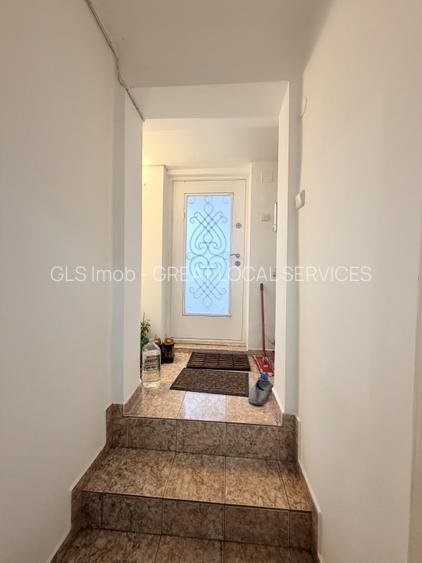 Str Washington, spatiu pretabil cabinet, salon, birou - 14