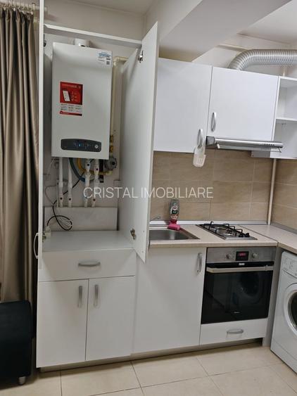 Garsonieră spațioasă de închiriat Piața Sudului - 4