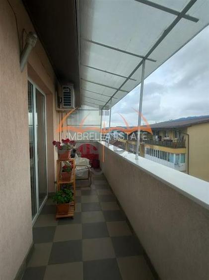 Apartament cu 3 camere, pe 2 niveluri, in Floresti - 13