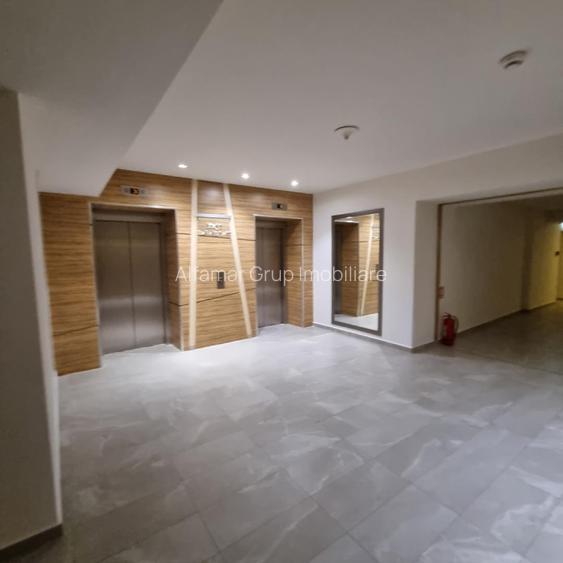 Apartament mobilat si utilat in Rin Grand Hotel- Vitan Barzesti - 5