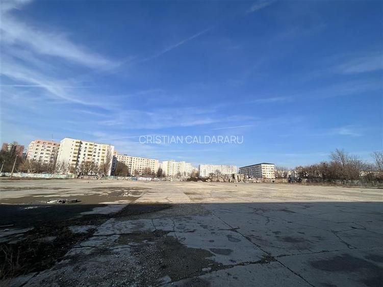 Inchiriere spatiu industrial/platforma betonata Fizicienilor-Vitan - 2