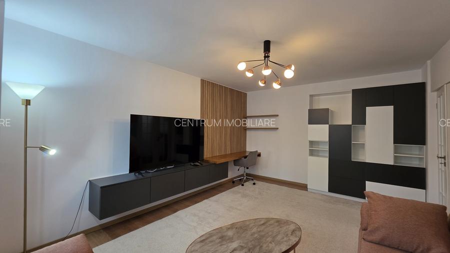 Bulevardul Unirii Fantani - Piata Constitutiei - 5