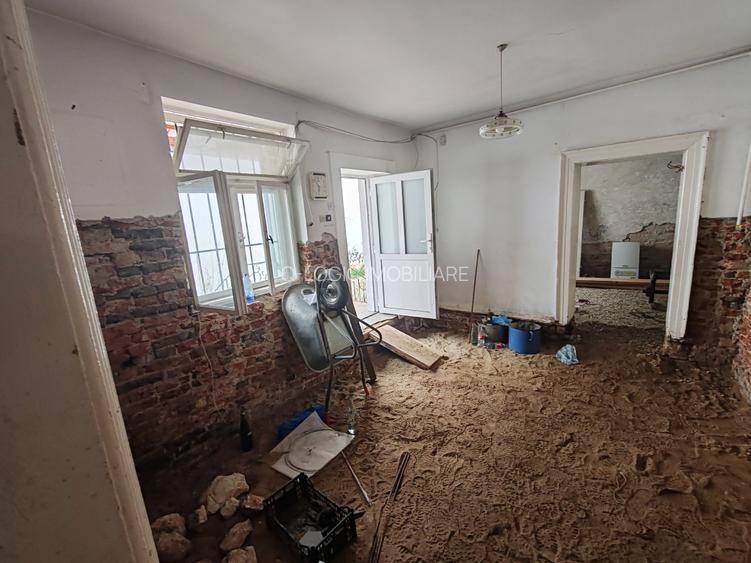 Casa 4 camere libera la vanzare GHIMBAV - 6