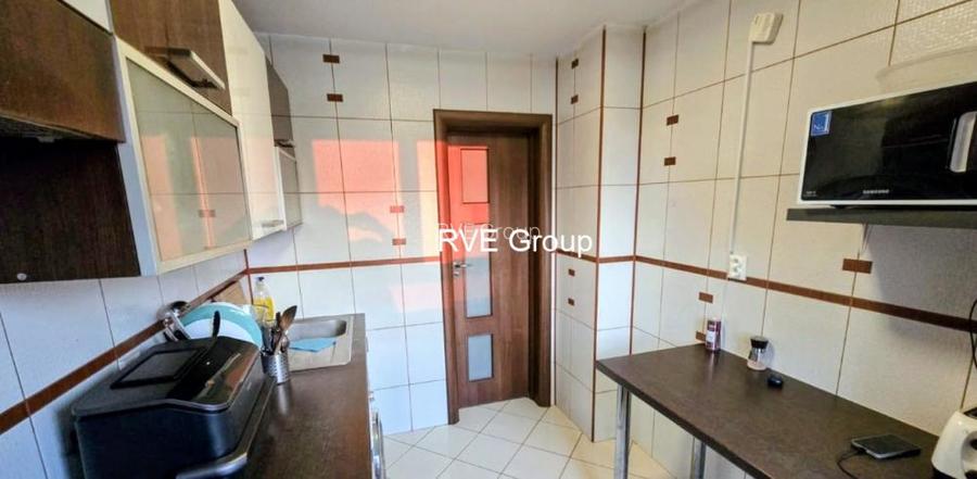 Ap 2 cam. (1976/1977 - reabilitat, 59 mp) Titan - 5 min. metrou Titan - 3