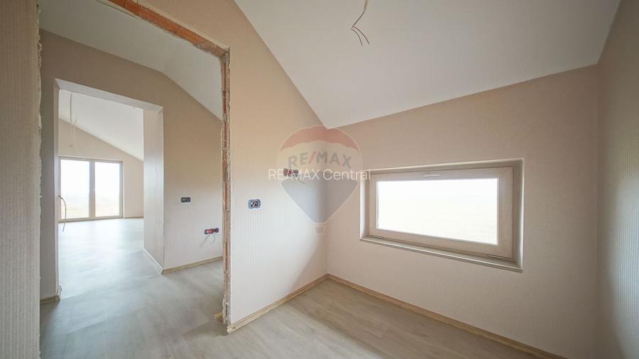 COMISION 0%! Casă noua cu 5 camere de vânzare in Tarlungeni - 18