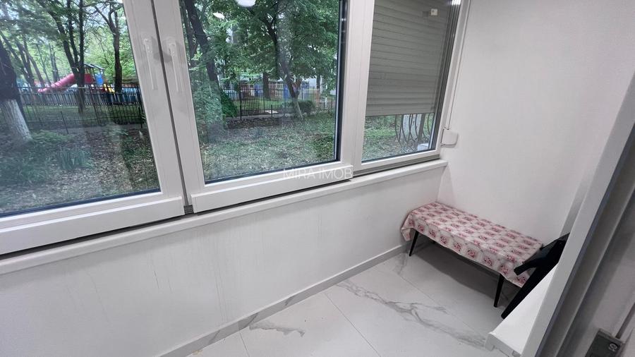 Garsonieră premium, decomandată, 39 mp, renovată complet-Plaza Mall - 12