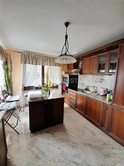 Vila  5 camere, teren 1500mp, zona linistita langa padure, cartier Primaverii, R - 5