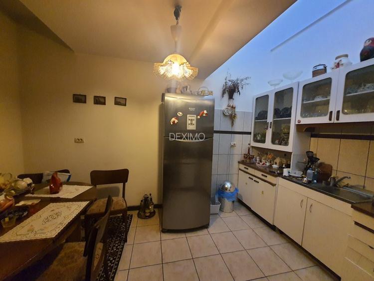 EXCLUSIV ULTRACENTRAL VILA 6 CAMERE-DEOSEBITA-POZITIE EXCELENTA - 11