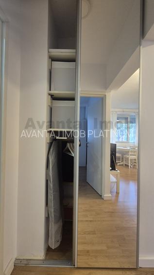 Tineretului,  loc de parcare - 8