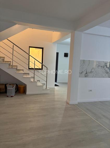 Vila deosebita cu acces asfalt - zona Lidl - Gata de mutare ! - 9