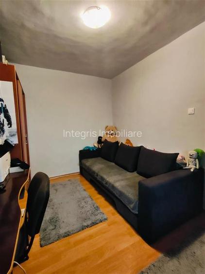 Apartament cu 2 camere, semidecomandat, tip X, zona Iosia - 10