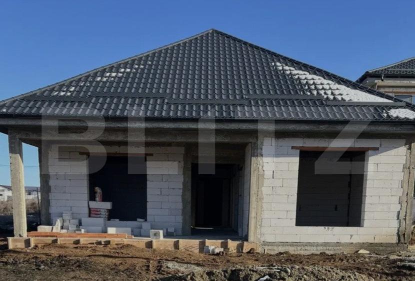 Casa la roșu pe parter, 3 camere, 146 mp, cu toate utilitatile, zona Magnolia