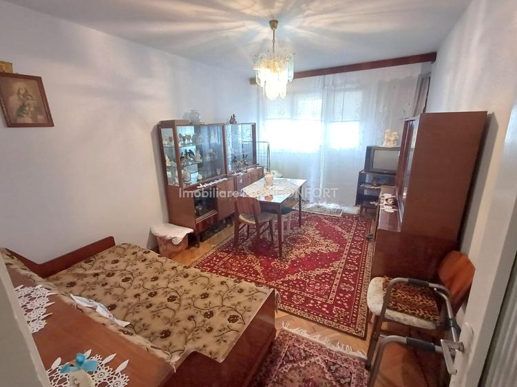 Vanzare 2 camere, zona Marna-Imobiliare MAXICONFORT