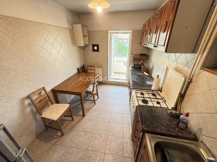 Apartament 3 camere zona Delfinariu cu Centrala - 10