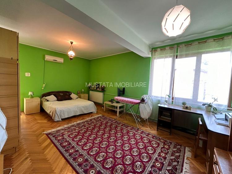 - Vila P+1, zona Centru, constructie 1999. - 8