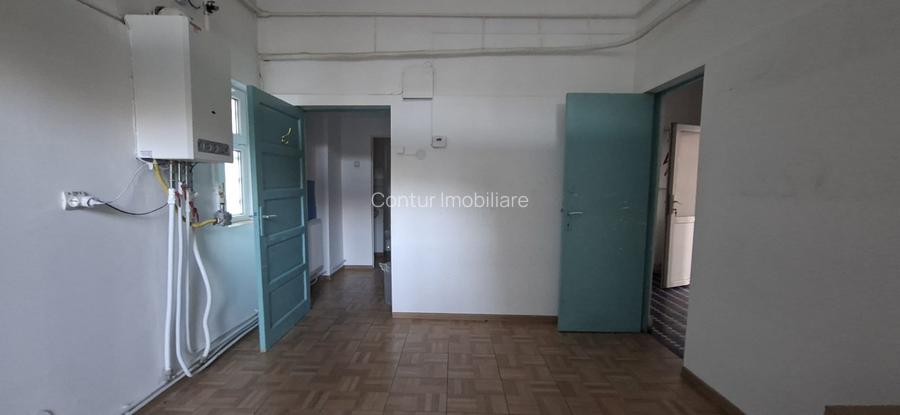 Ultracentral - 100 mp/ vitrina stradala / 3 intrari/ pretabil orice activitate - 7