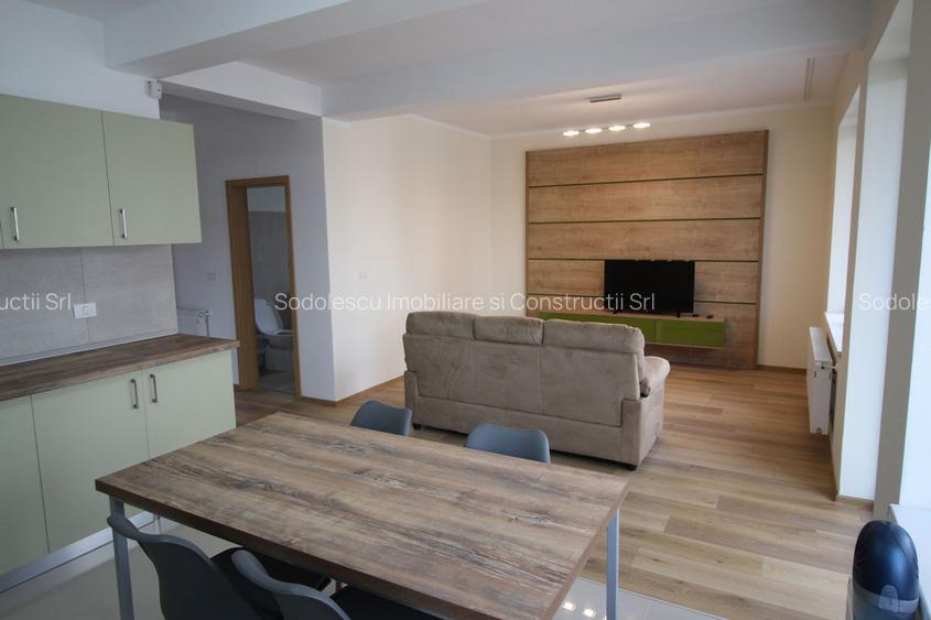 APARTAMENT DEOSEBIT - 2