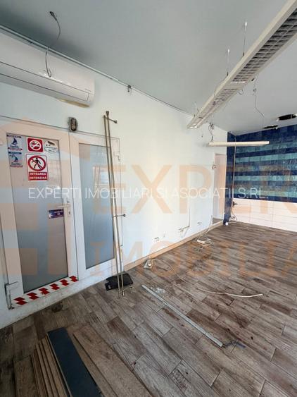 Spațiu comercial, termen lung, situat în zona Casa de Cultură - 12