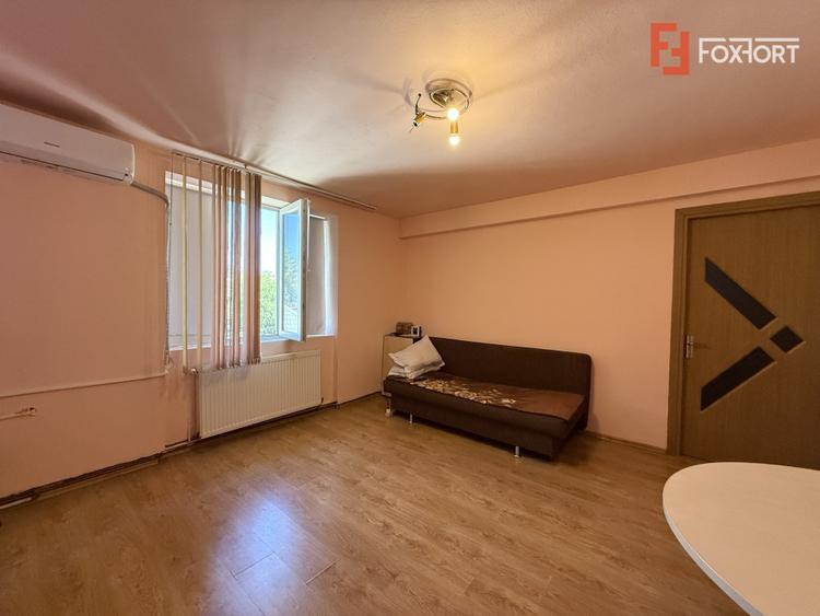 Apartament cu 2 camere, de vanzare in zona Complex Studentesc