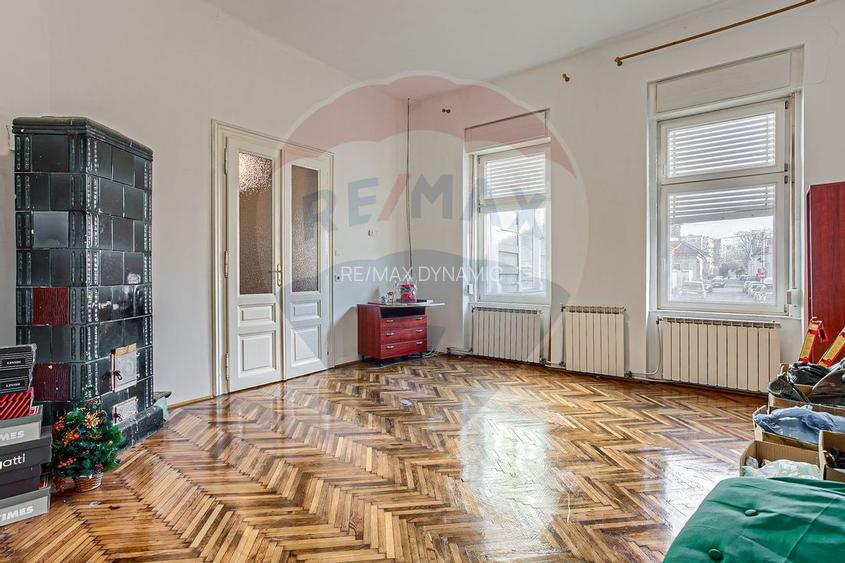 Apartament cu 4 camere 221 mp utili la curte Piata Catedralei,Arad - 13