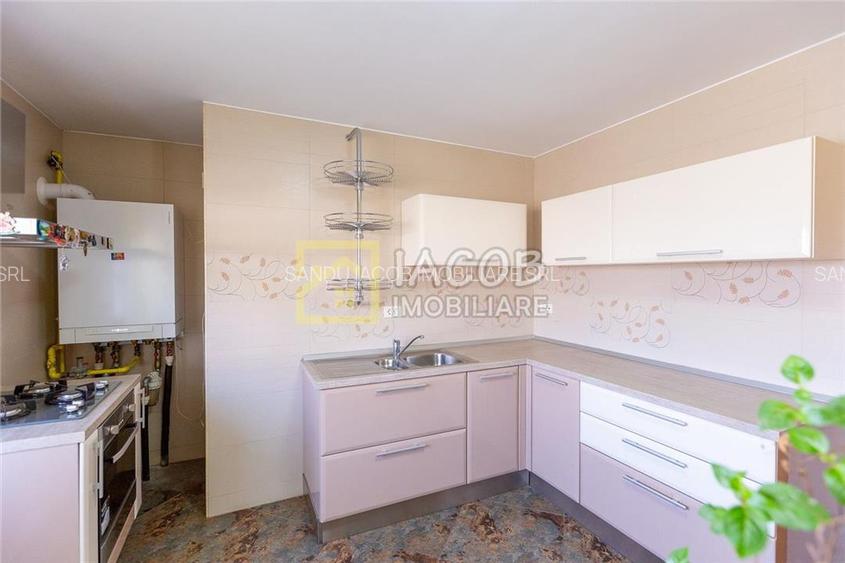 Vila Duplex cu 10 camere, cartier Serbanesti, Bacau - 22