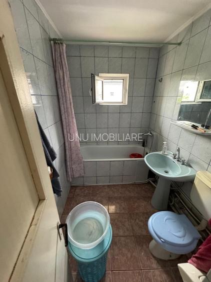 3 camere decomandat 2 bai 78mp bloc 1990 zona Lunca Cetatuii - 5