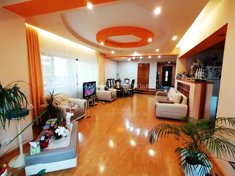 Casa- Vila - Prelungirea Ghencea-Bucuresti- 450000E- 660MP TEREN-COMISION 0! - 2