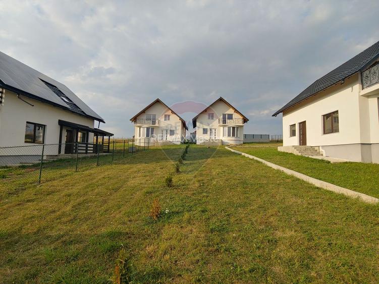 Casă / Vilă individuală cu 560 mp teren, de vânzare în Scheia, Suceava - 10