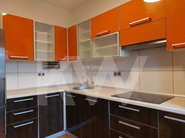 Casa tip duplex de vanzare in Cisnadie 3 dormitoare curte 2 locuri de parcare - 5