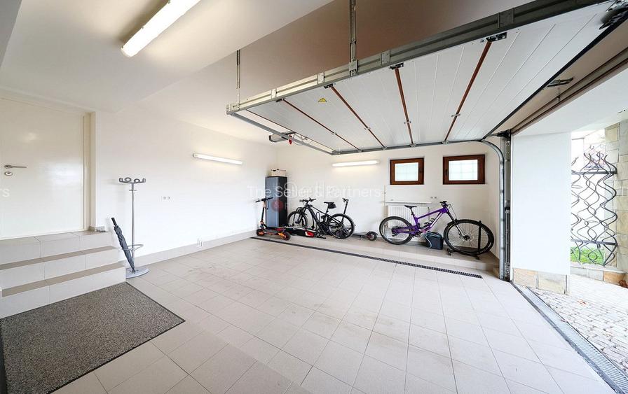 Apartament deosebit intr-o vila situata pe Dealul Cetatii - 12