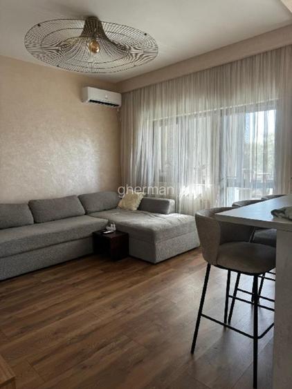 AP LUX, DORMITOR MOCHETA, BALCON TRIPAN,  - 3