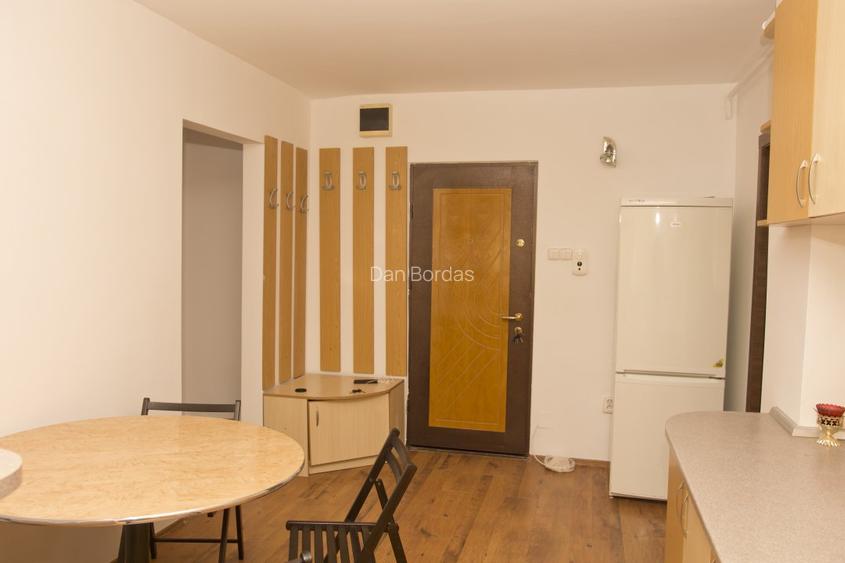 Ofer spre inchiriere apt. 2 camere, decomandat, cartier Zorilor, cu garaj. - 5