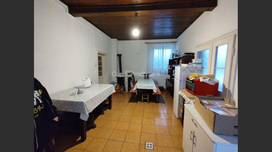 Casa cu mansarda, 7 camere, anexe, Sanmartin - 16