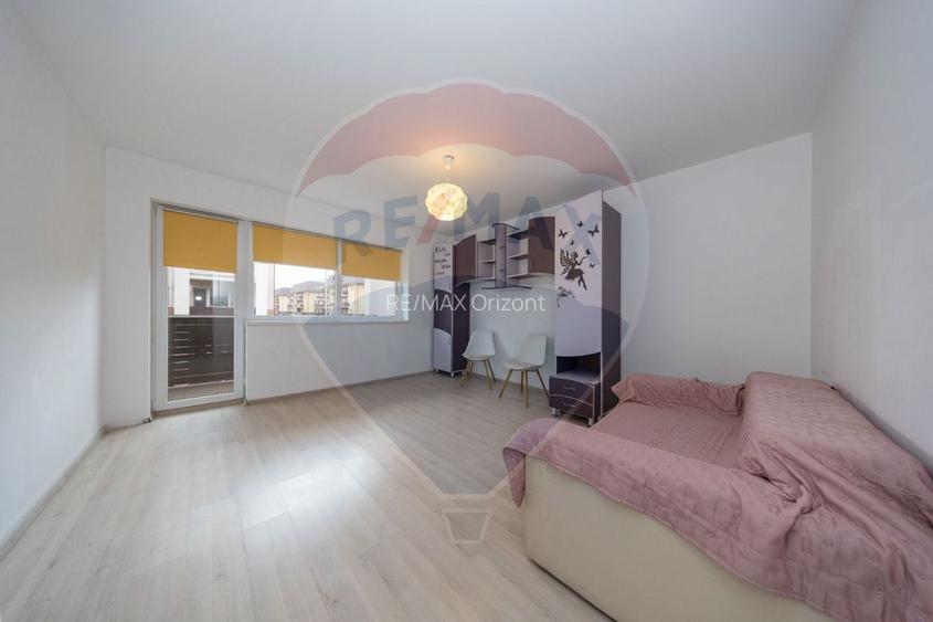 Apartament cu 3 camere de închiriat - 7