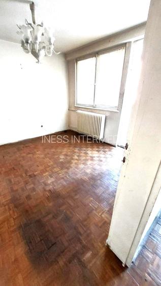 COMISION 0% UNIVERSITATE, AP 4 CAM, BD. N. BALCESCU, IMOBIL STRADAL, AN 1961 - 4