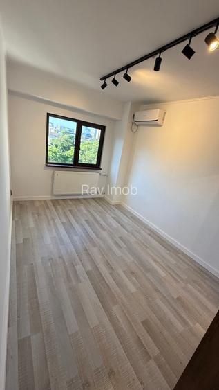 3 camere renovat, bloc 1992, Tineretului - 10