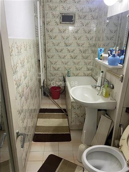 Ap 2 camere si concesiune de 81 mp,  parter, zona Policlinica 2, posibilitate ca - 10