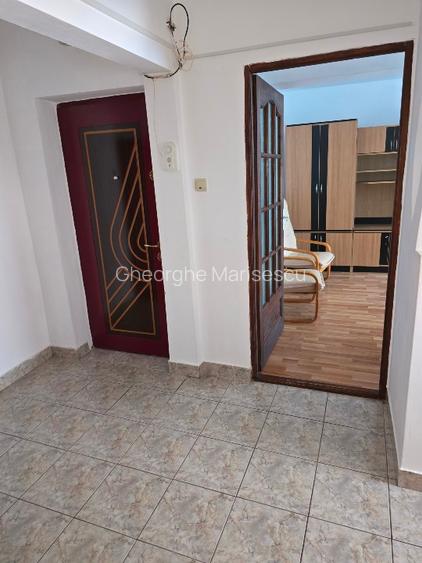 Apartament cu 2 camere decomandat.  - 9