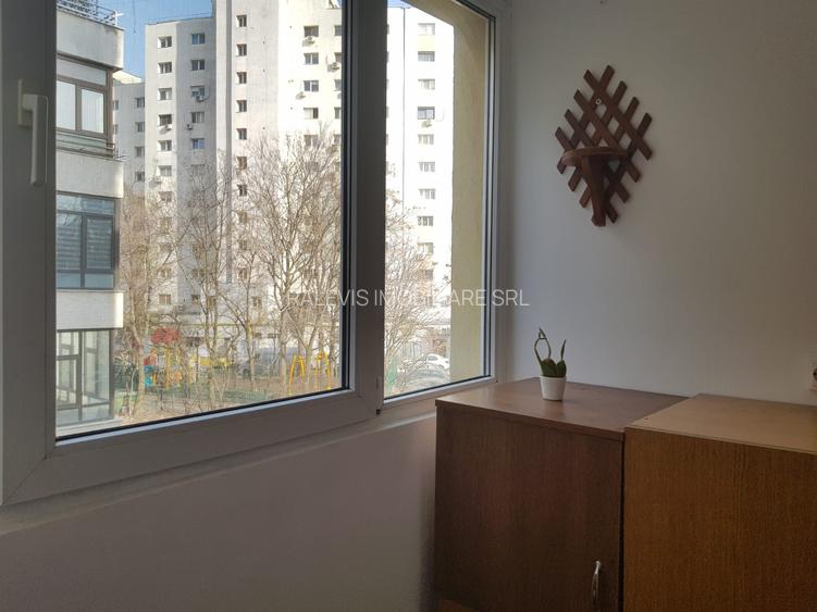 Inchiriere apartament 3 camere, metrou Bucur Obor, curat, etaj 2, 600 euro - 17
