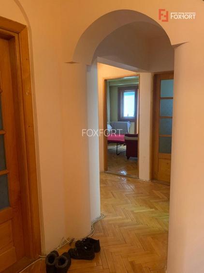 Apartament cu 3 camere, decomandat - zona Aradului - 5