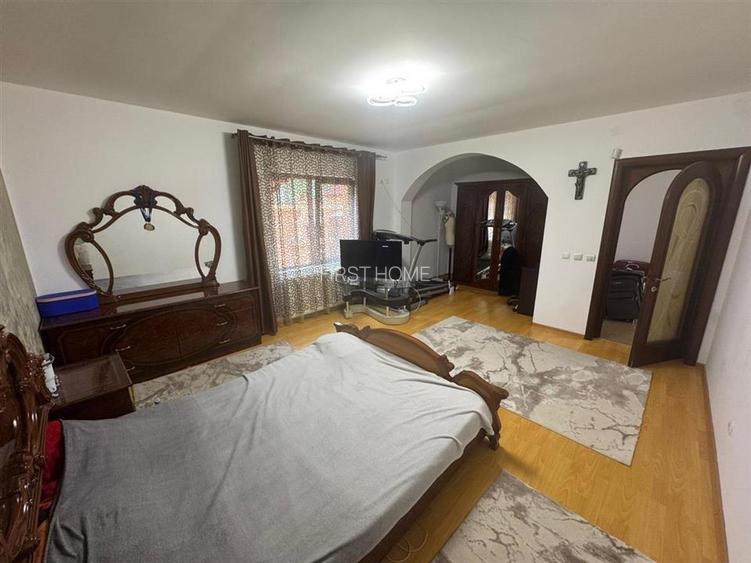 Casa Focsani, zona LIDL centru-str Alecu Russo, 485 mp teren ,casa P+1+M - 11