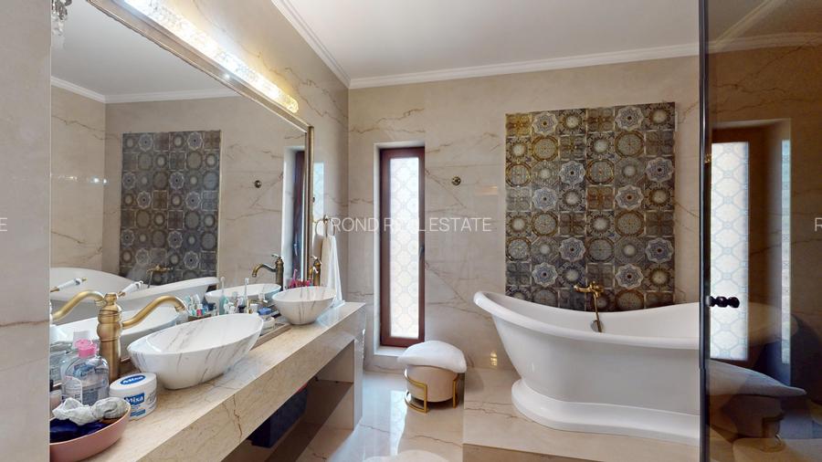 Imobil  de lux pe malul lacului cu ponton, complet mobilat si utilat - 25